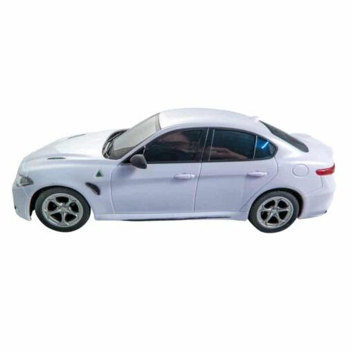 51130_alfa-romeo-giulia-quadrifoglio-1-24-weiss-24-ghz-rtr~3