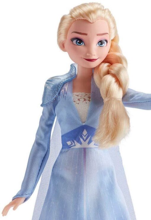 Disney Frozen 2 Elsa in blauem Kleid2.jpg