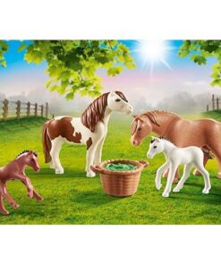 PLAYMOBIL-70682-Country-Ponys-mit-Fohlen1