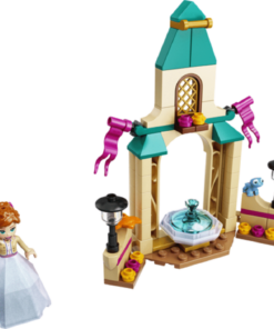 LEGO® Disney Frozen 43198 Annas Schlosshof2